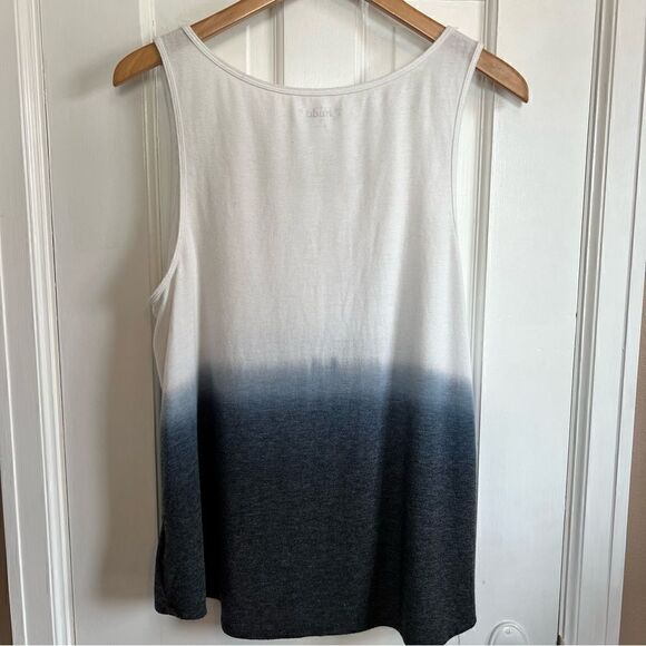 Juniors' Mudd® Dip-Dyed Button Front Jersey Tank Top XL - Picture 4 of 8